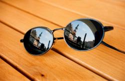 Saiba mais sobre a fotofobia Saiba mais sobre a fotofobia