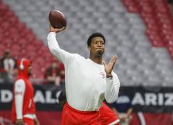 Jogador de futebol americano Jameis Winston passa por cirurgia para reparar a visão