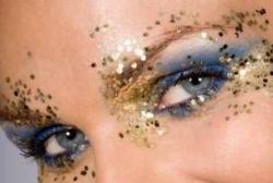 Carnaval: cuidado com a maquiagem na área dos olhos 