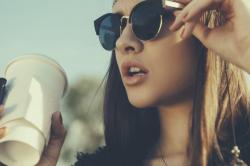 Óculos de sol não é só artigo de moda: descubra a sua importância para a saúde